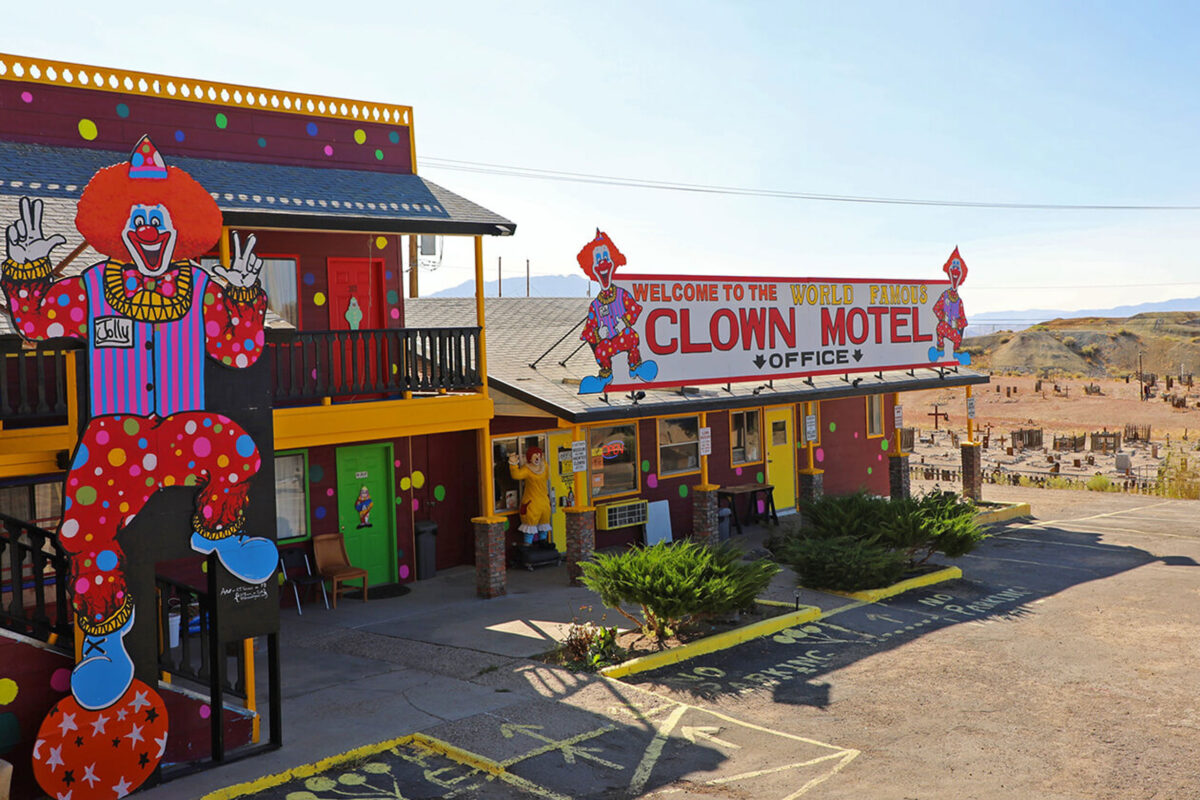 Clown Hotel Image